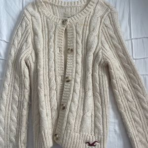 Hollister cardigan